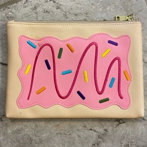 Can’t Clutch This toaster pastry clutch